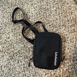 Lululemon Easy Access Crossbody Bag